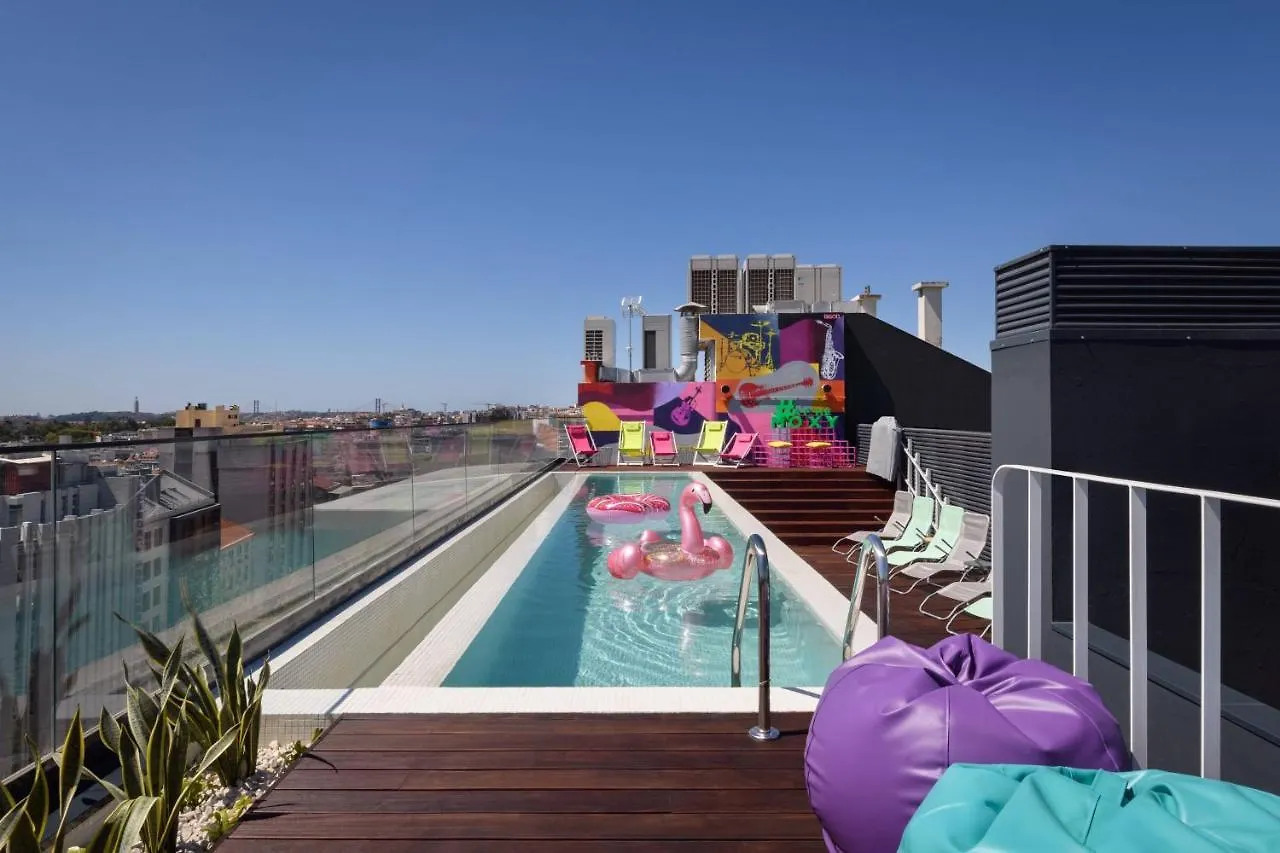 Moxy Lisbon City contacts