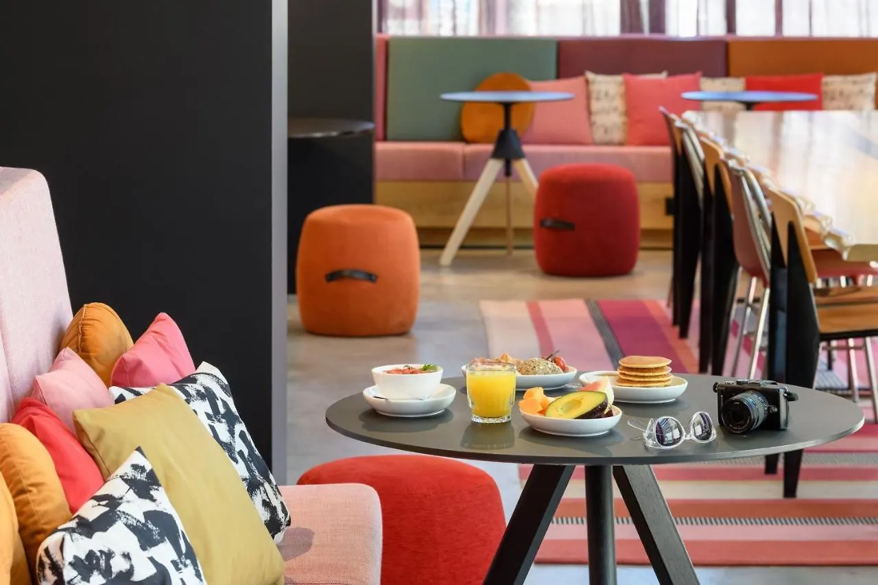 Hotel Moxy Lisbon City