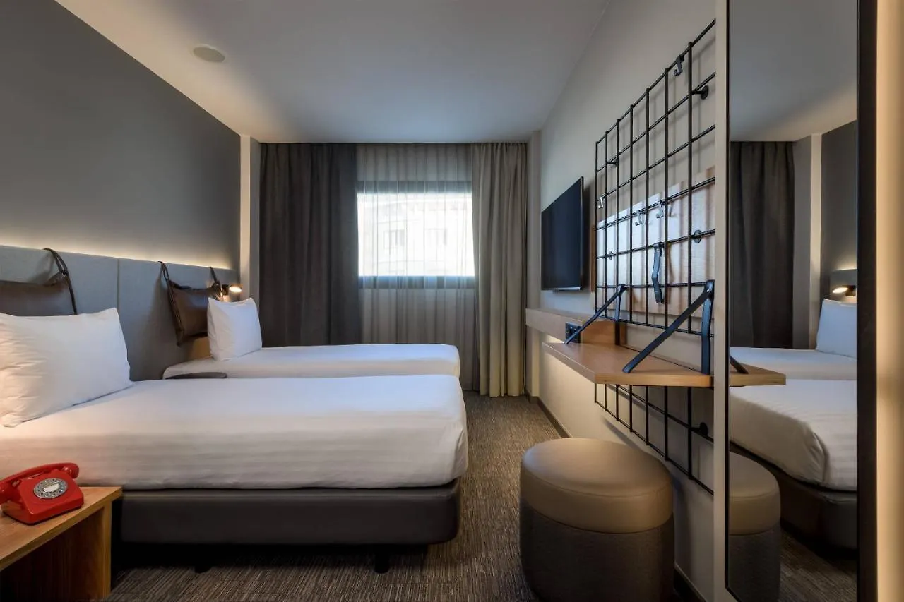 Hotel Moxy Lisbon City
