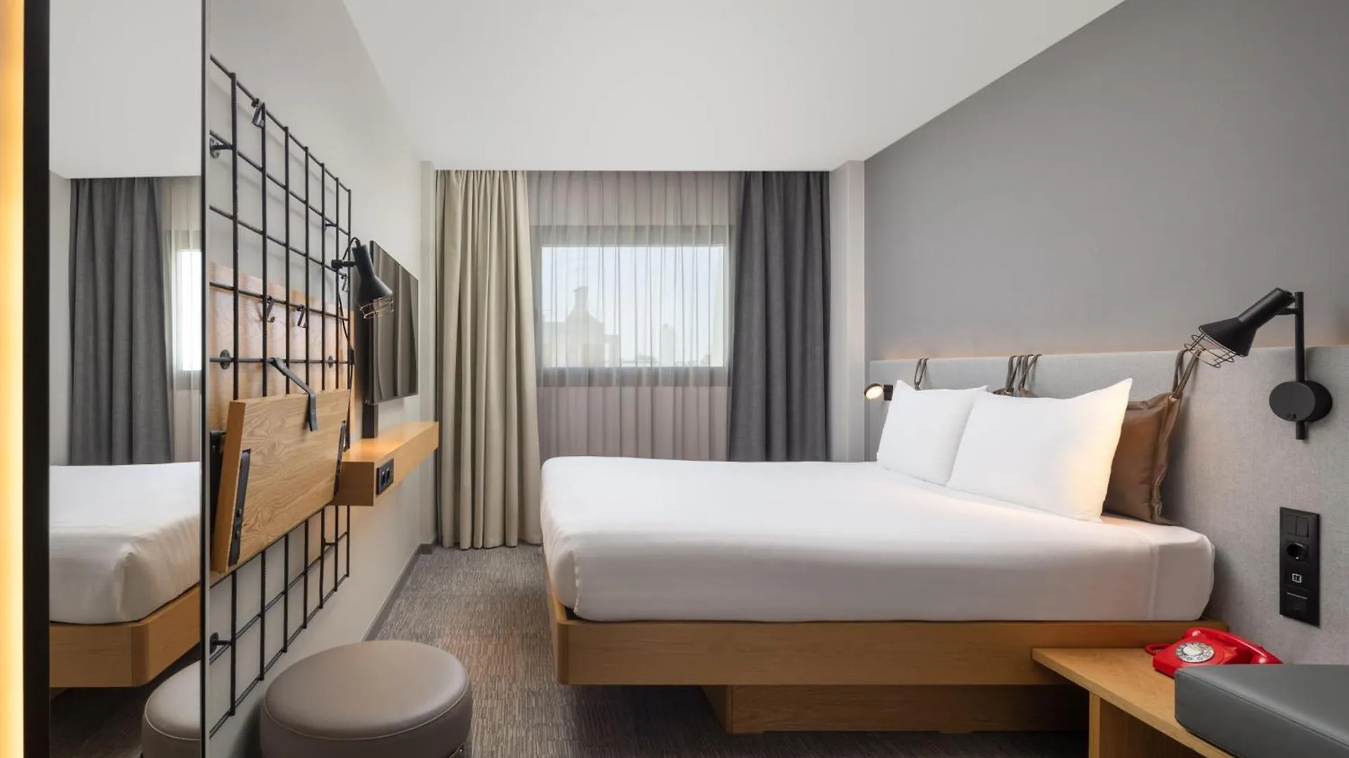 Hotel Moxy Lisbon City