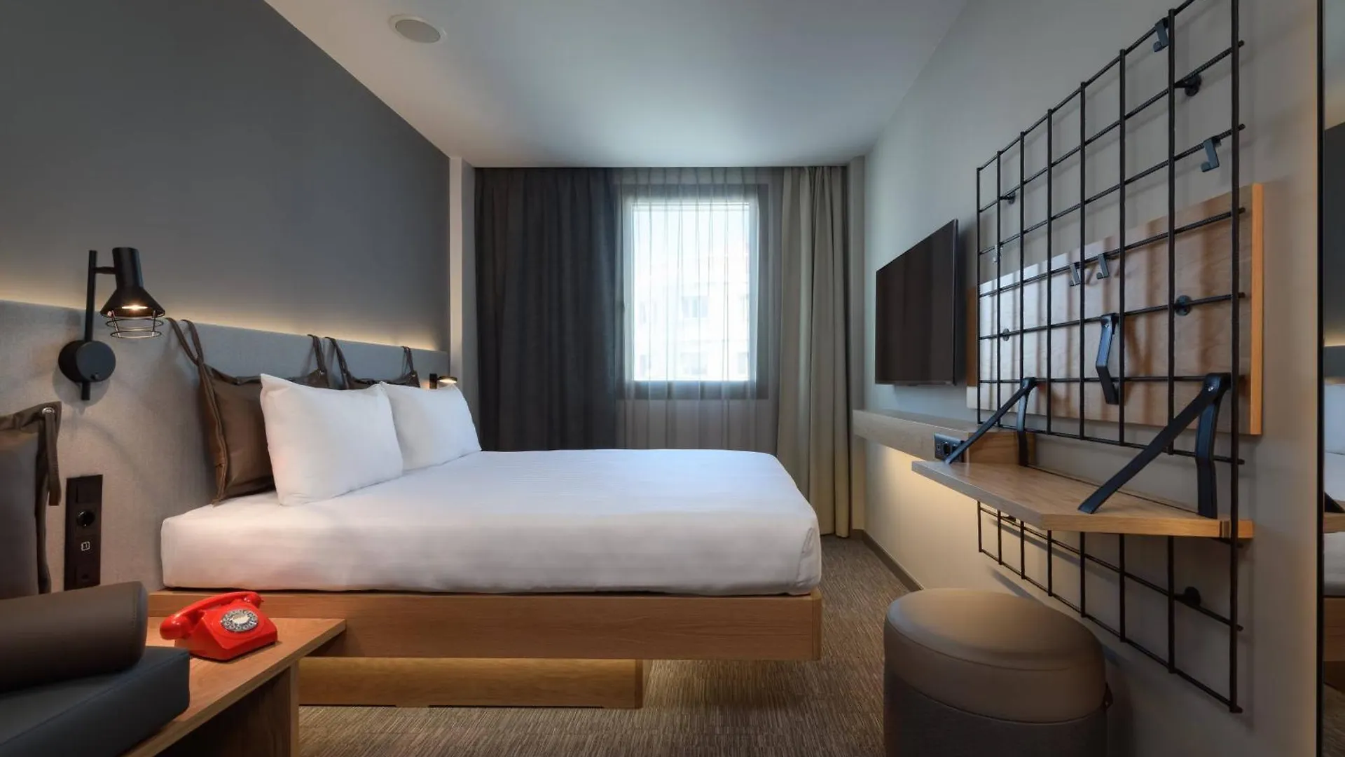 Moxy Lisbon City Hotel
