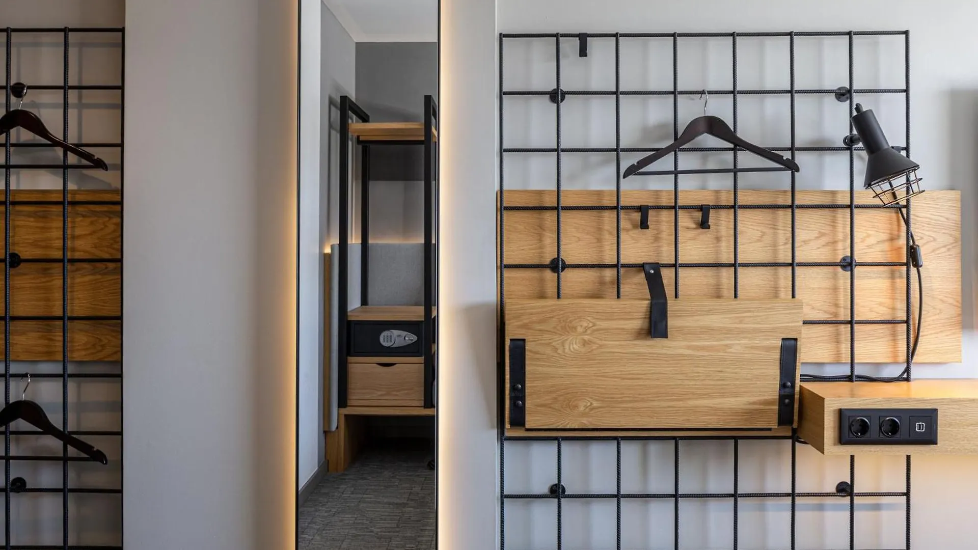 Moxy Lisbon City 3*,  Portugal
